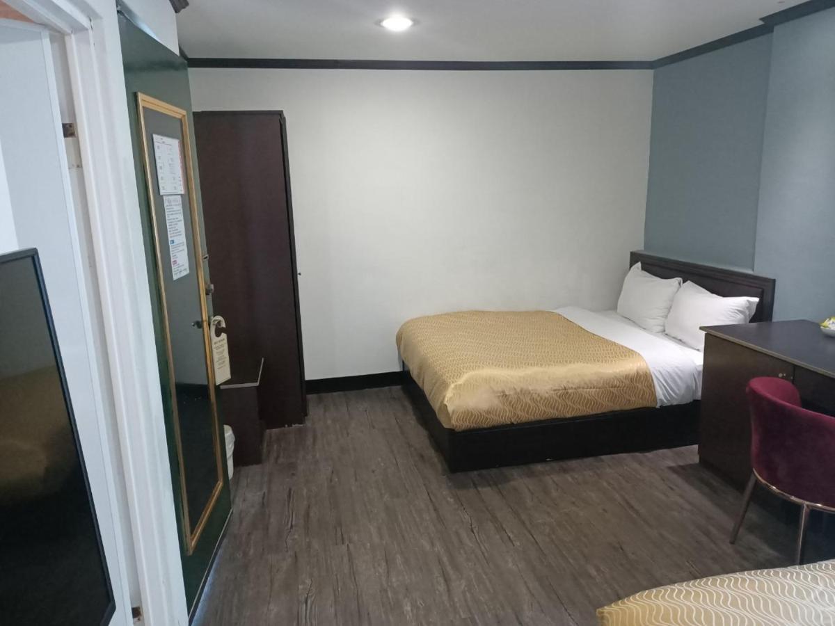 Holiday Business Hotel T'ai-tung Esterno foto